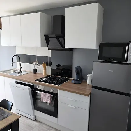 Detendez-vous Au Village De