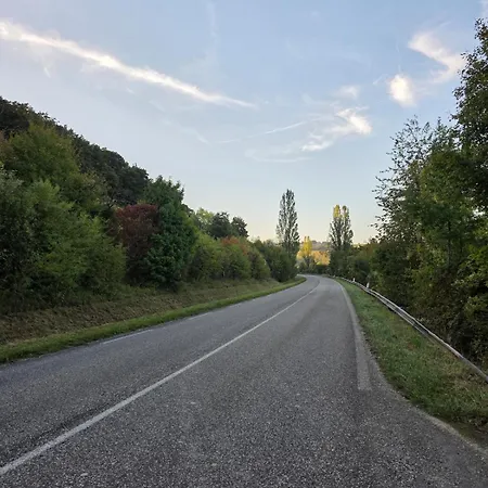 Nyaraló Detendez-vous Au Village De Theding