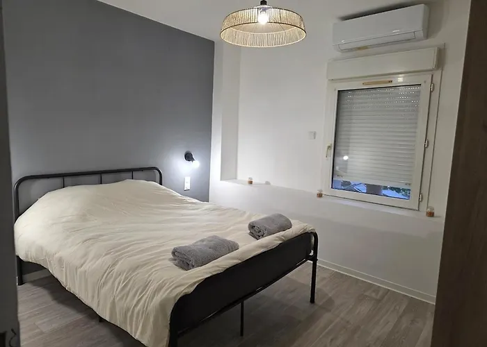 Detendez-vous Au Village De *