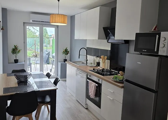 Detendez-vous Au Village De