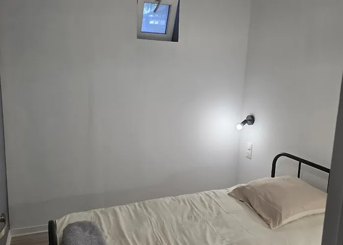 Detendez-vous Au Village De Theding